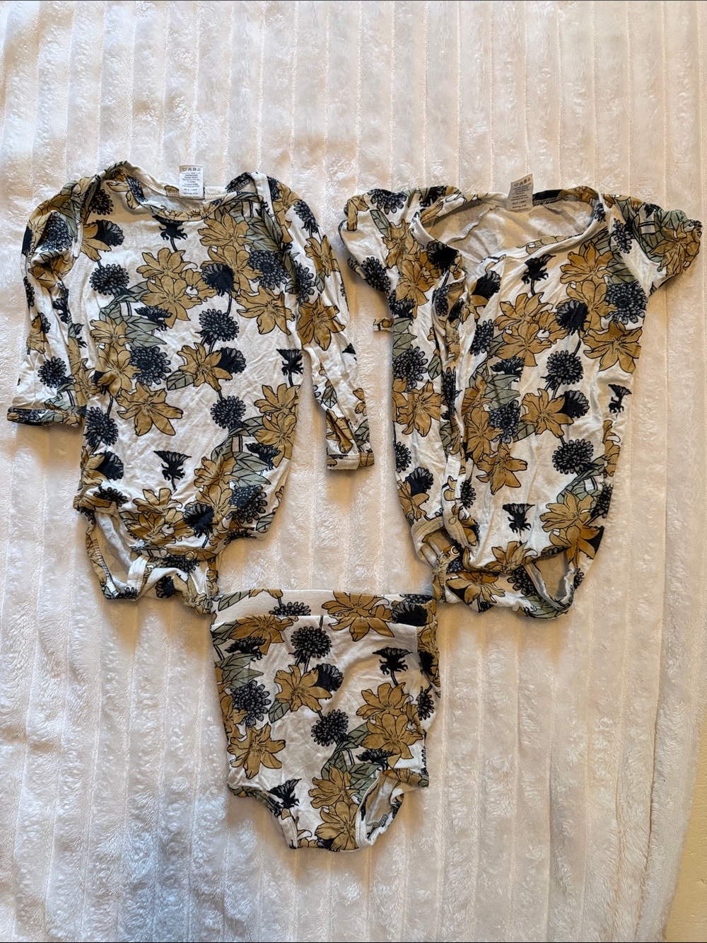 Kate Quinn matching set